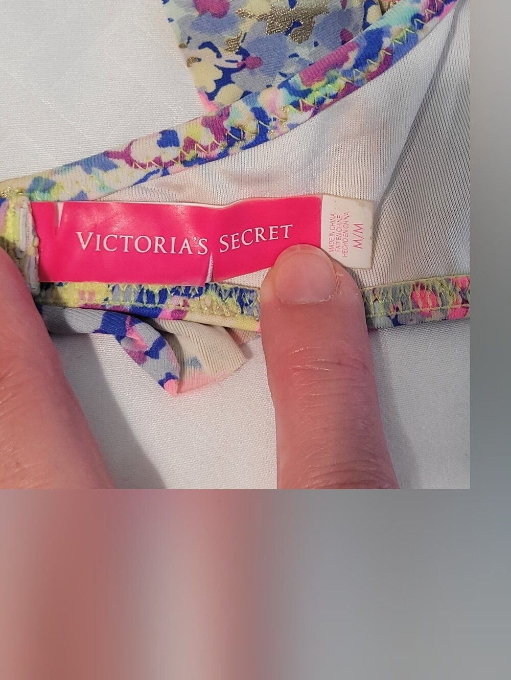 Victoria’s Secret Swim, The Flirt Bikini Top , Size Medium - Picture 4 of 6
